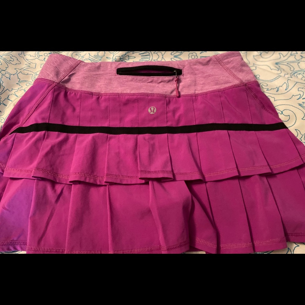 Lululemon pacesetter Size 4 running Skirt Used